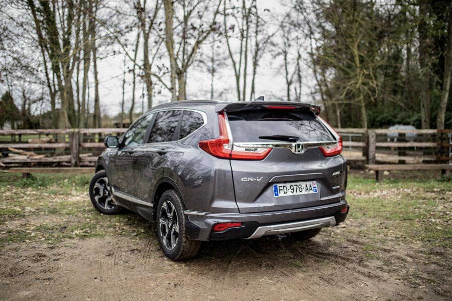  Honda CR-V Origin Edition 2018 года  (фото 25 из 27)
